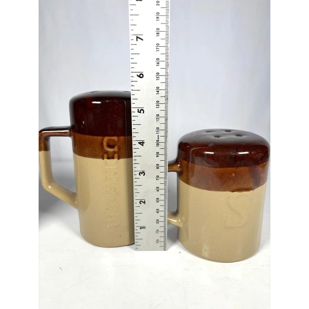 Vintage Ceramic Salt Pepper Cheese‎ Shaker Set Brown Tan Drip Glaze Japan